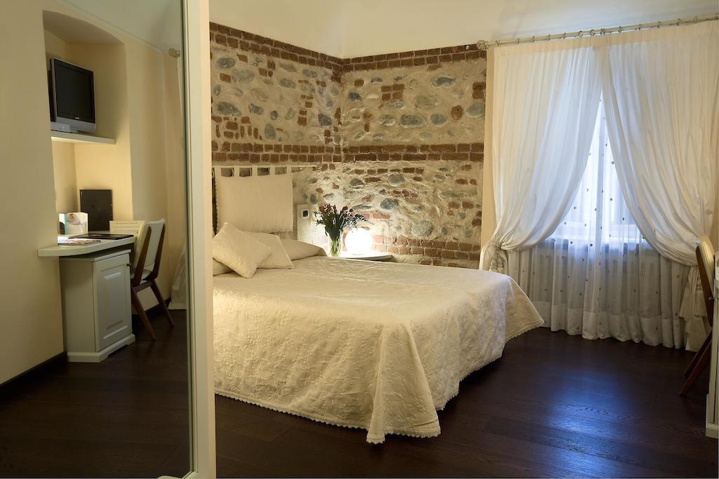 Hotel Cascina Di Corte Venaria Reale Phòng bức ảnh